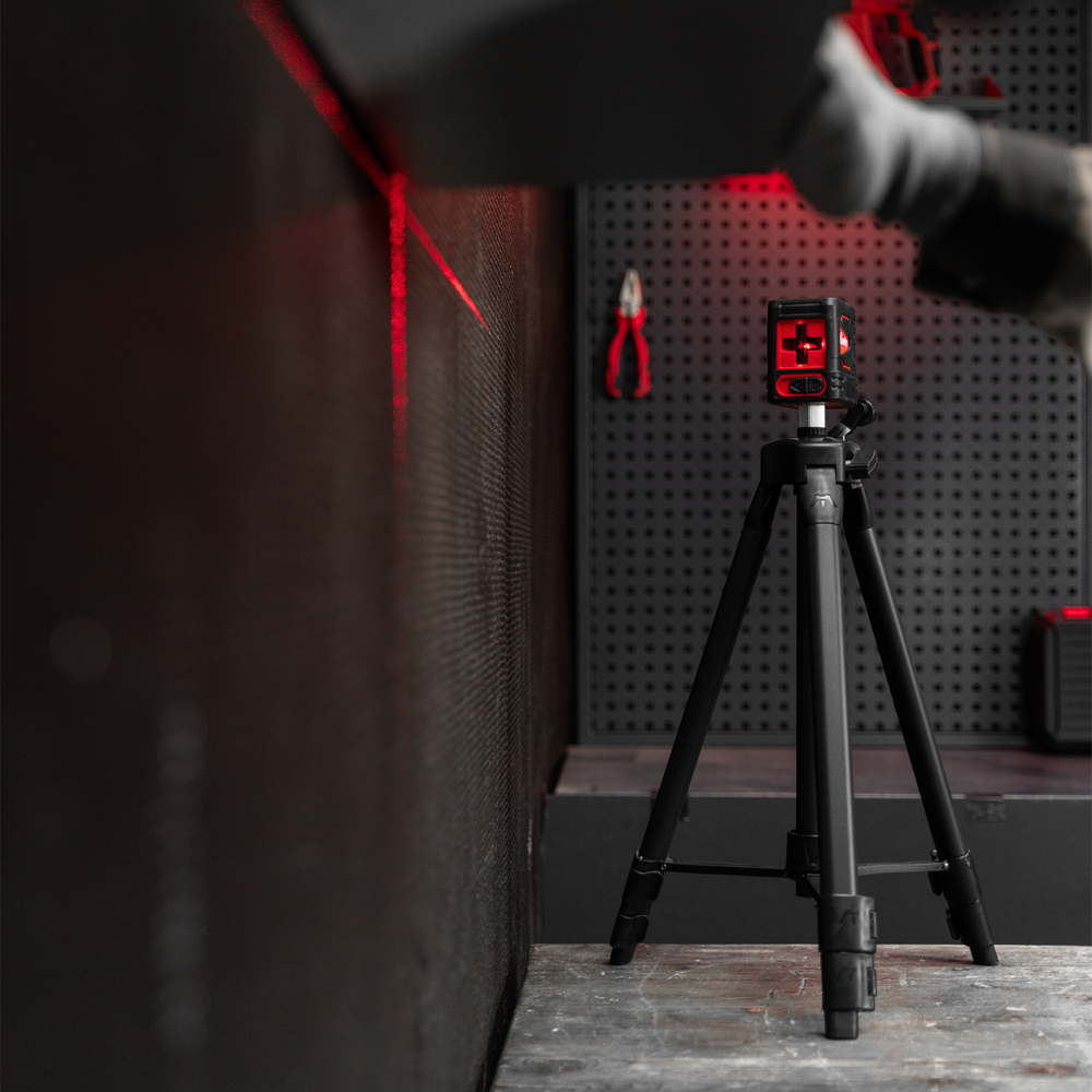 Лазерный уровень QBC RED Pro SET, 10 м, красный луч, батарейки, штатив MTX