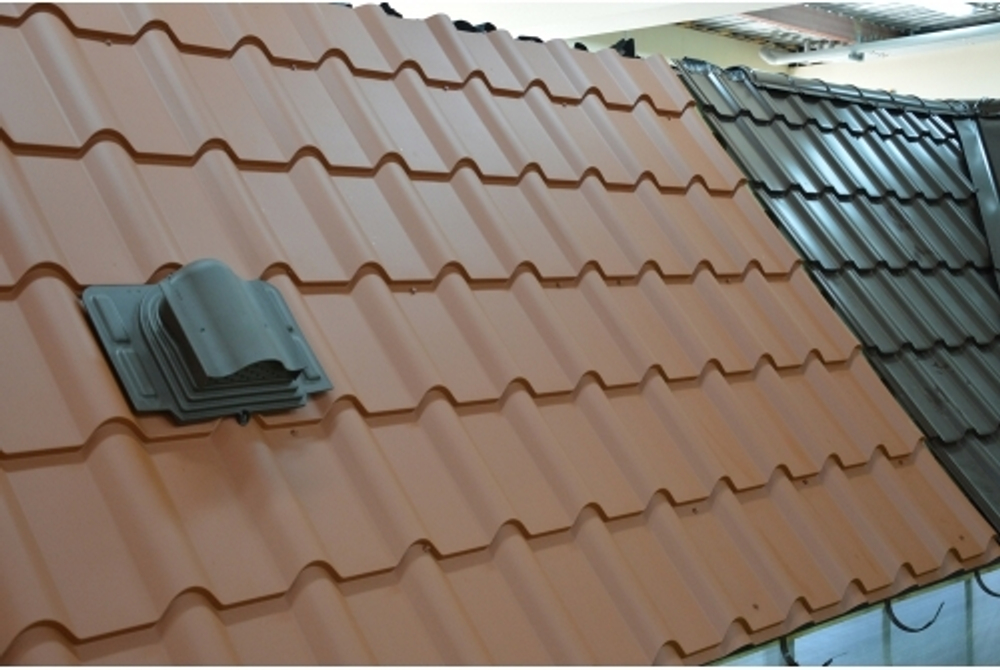 Металлочерепица камея 0,5 Satin Matt RAL 8004 терракота