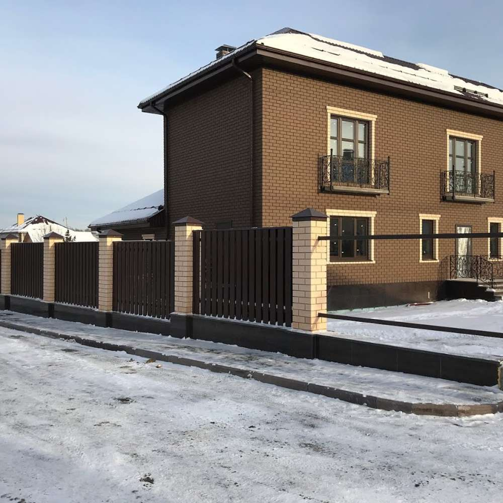 Кирпич керамический ЖКЗ ЕВРО 0,7 НФ Тёмно-коричневый гладкий