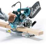 Аккумуляторная торцовочная пила маятникового типа Makita DLS600Z