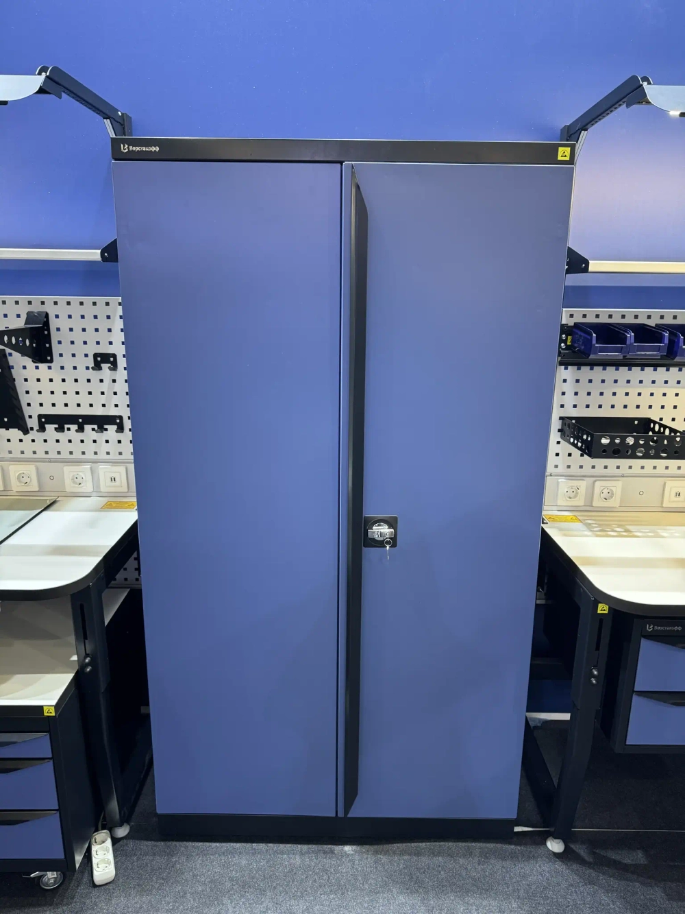 Шкаф антистатический SPC 180.B5.S1
