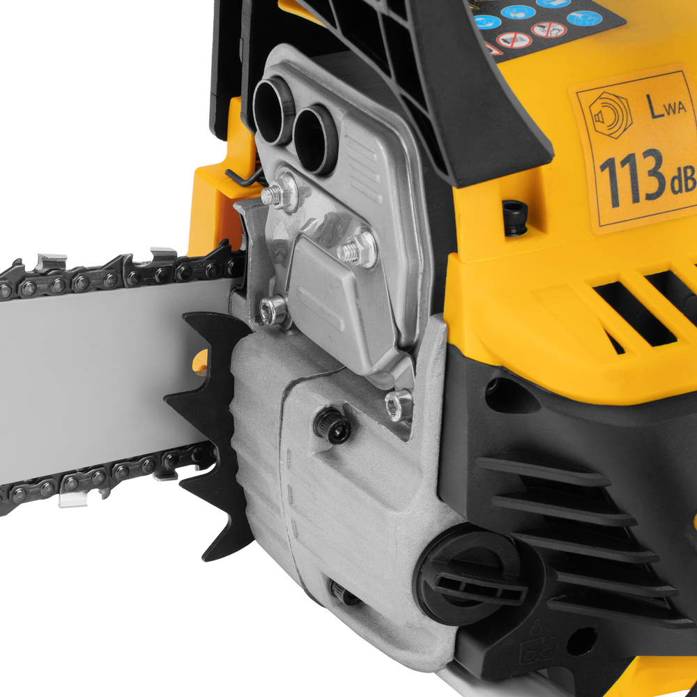 Пила цепная бензиновая DS-5218, шина 45 см, 52 см3, 3 л.с, шаг 0,325, паз 1,5 мм, 72 звена Denzel