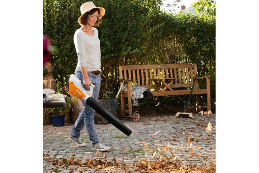 Воздуходувное устр-во (аккум) STIHL BGA 45 (2 кг встроенный акку.)