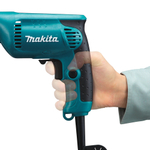 Дрель безударная Makita 6413