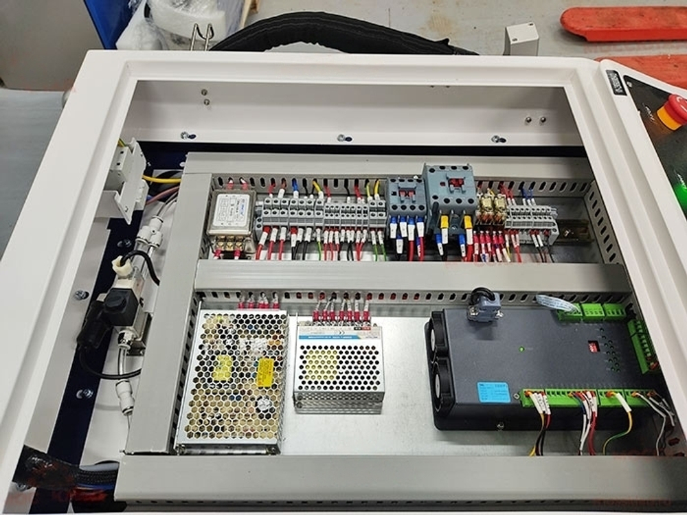 Аппарат лазерной очистки KY-W-HW2000-CW 2кВт Raycus
