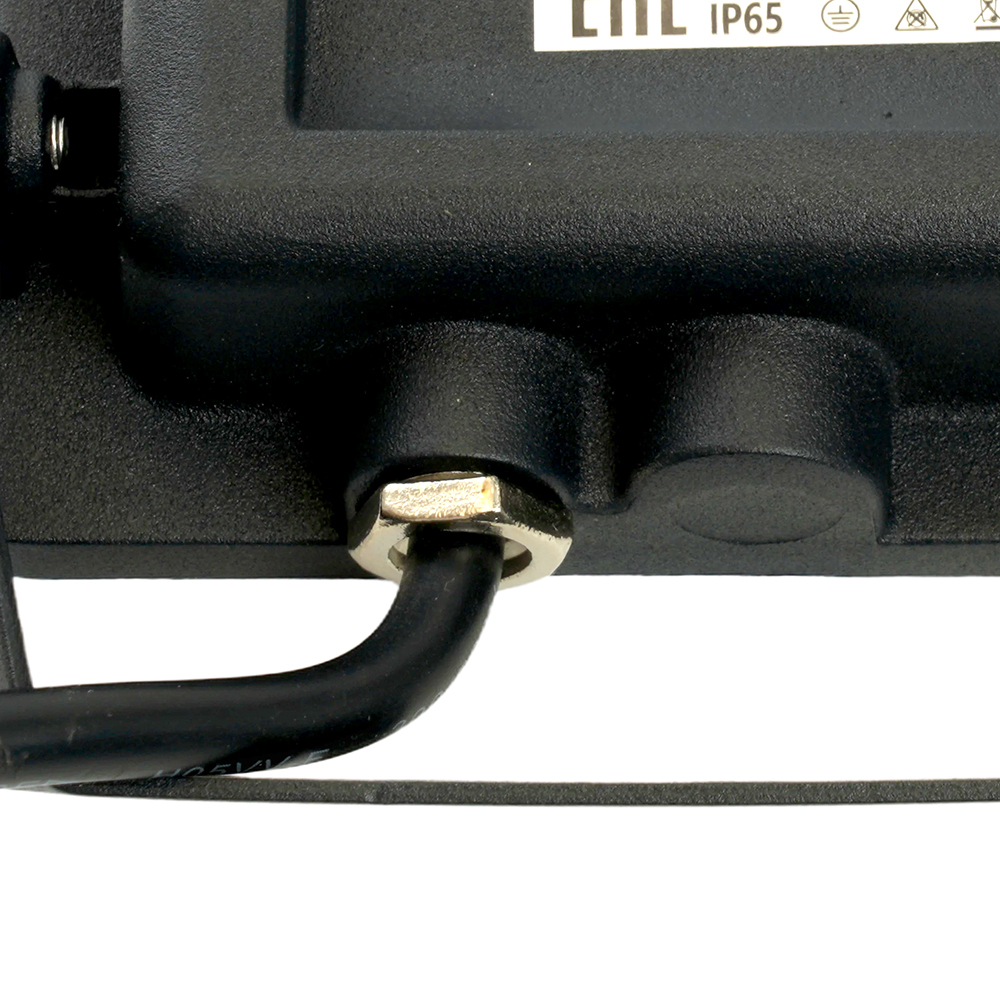 Светодиодный прожектор Feron LL-920 IP65 30W 6400K 32101