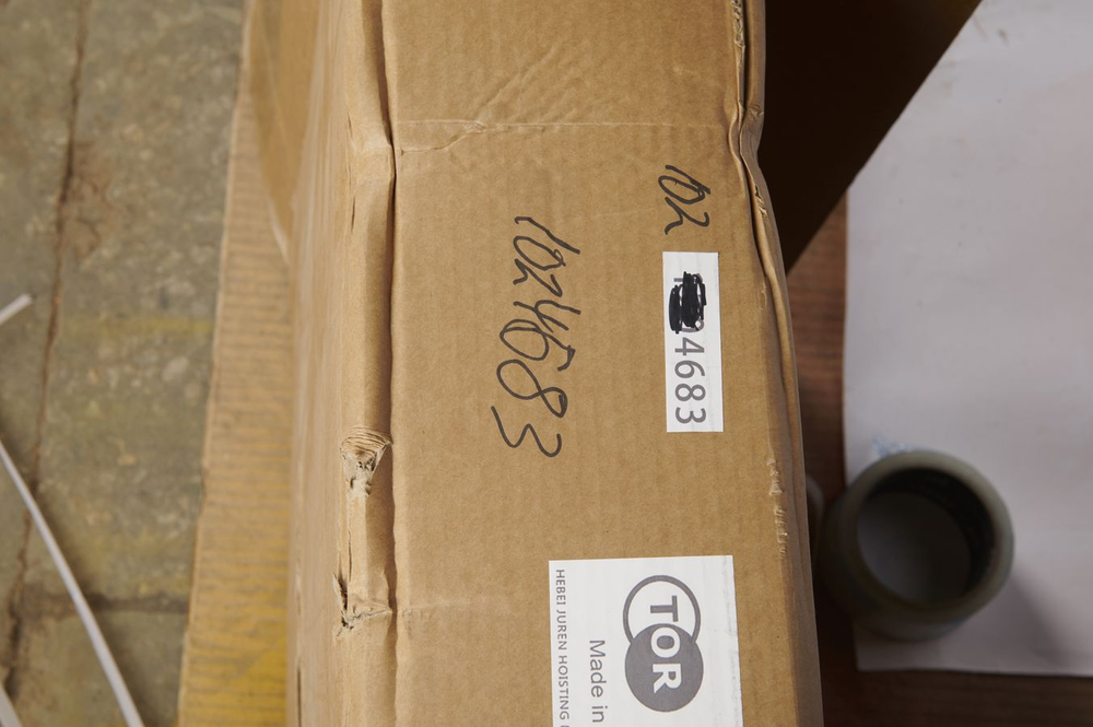 Тележка платформенная 600 кг TOR PH600 (720х470) со складной ручкой (пластиковые колеса 100 мм)