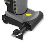 Щеточный пылесос Karcher CV 30/1