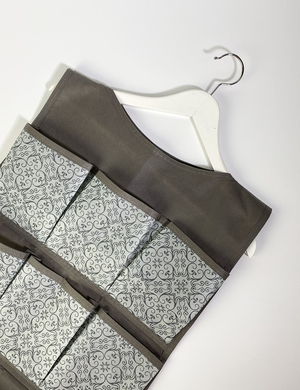 ОРГАНАЙЗЕР подвесной 12 карманов ГЕЛЕОС "Грей"/серый/ 82х40 см