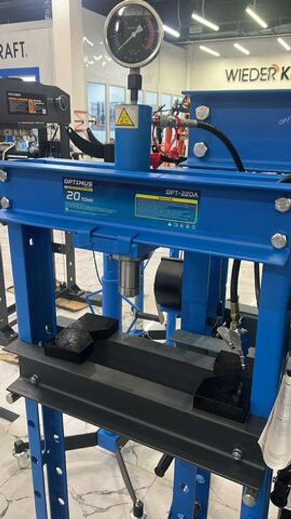 OPT-220A Пресс гаражный 20 тонн, с ручным и пневмогидравлическим насосом