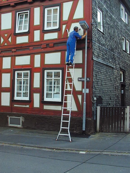 TELEVARIO Шарнирная телескопическая стремянка, 4 х 5 перекладины