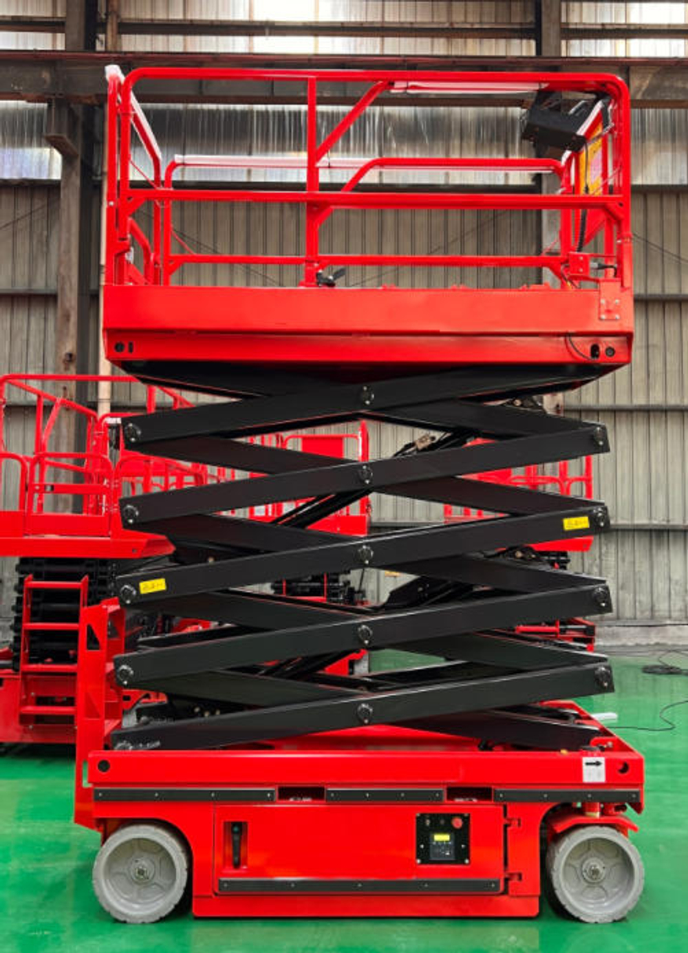 Подъемник ножничный самоходный 450 кг 8/10м TOR AMSL0810 DC аккумуляторный