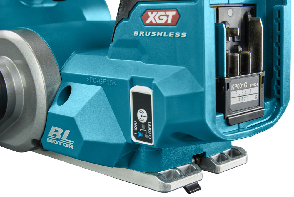 Аккумуляторный рубанок Makita KP001GZ