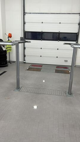 Поставка и монтаж подъемных ворот