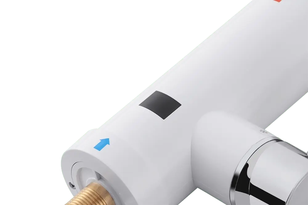Проточный кран-водонагреватель с душевой лейкой UNIPUMP BKF-015