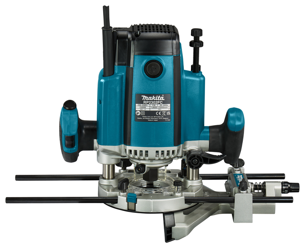 Фрезер Makita RP2302FC02