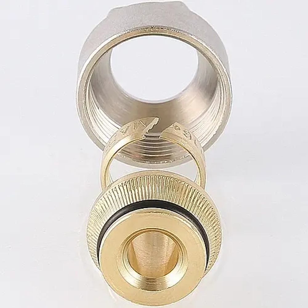 Концовка для труб из сшитого полиэтилена ¾"ек x 16x2.2мм Valtec VT.4410.NE.1622