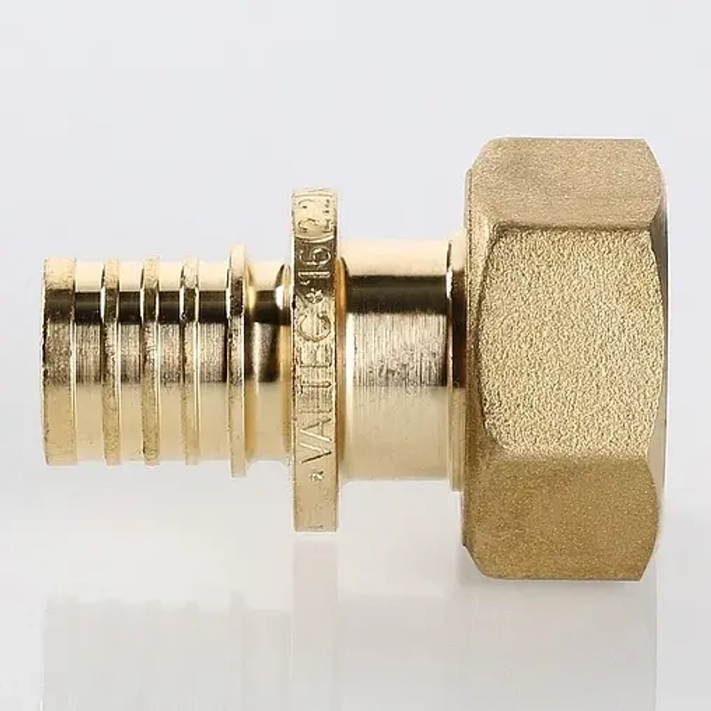 Муфта аксиальная с накидной гайкой 20мм x ¾"нг Valtec VTm.422.BG.002005