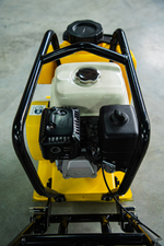 Виброплита 70 кг, 10,5кН (Honda) бак, коврик, колесный комплект TOR C-60T