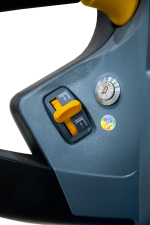 Штабелер самоходный 1,5 т 2,5 м TOR WS15H-2500SC PRO Li-ion 24/60 В/Ач контр. скорости подъема