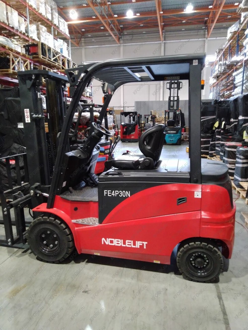 Вилочный электропогрузчик NobleLift FE4P30N