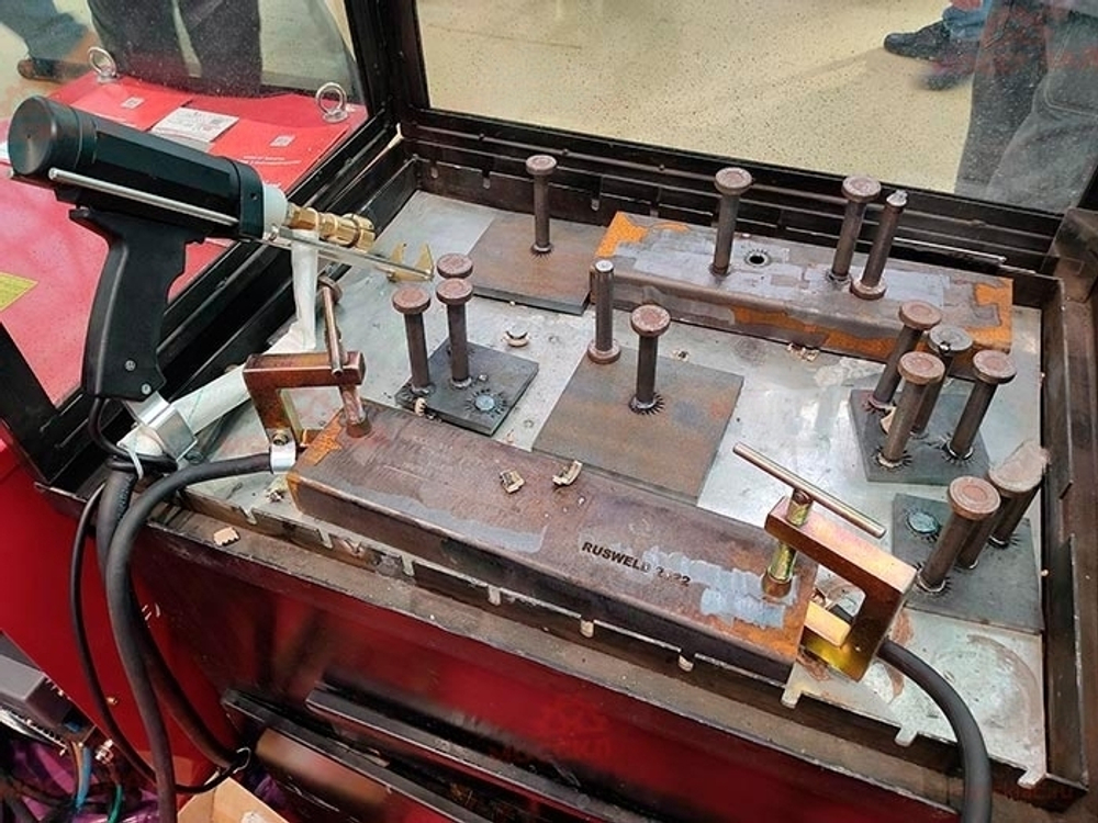 Аппарат для приварки крепежа FABTEC KDA-2500i