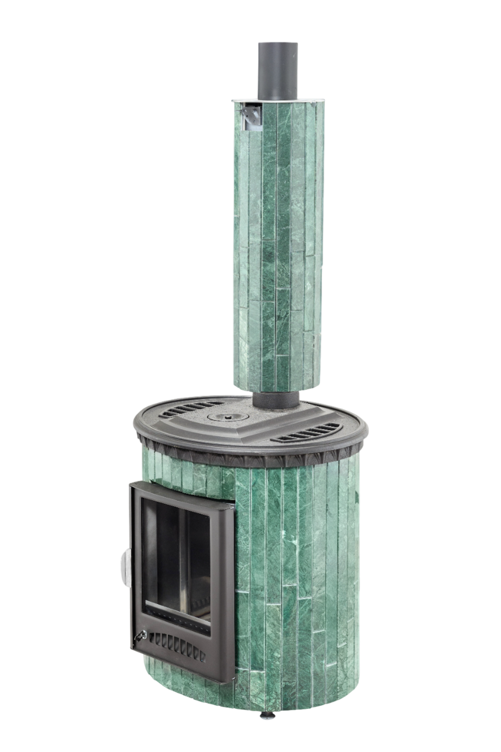 Отопительно-варочная печь "Нелжа" водяной контур в каменной облицовке