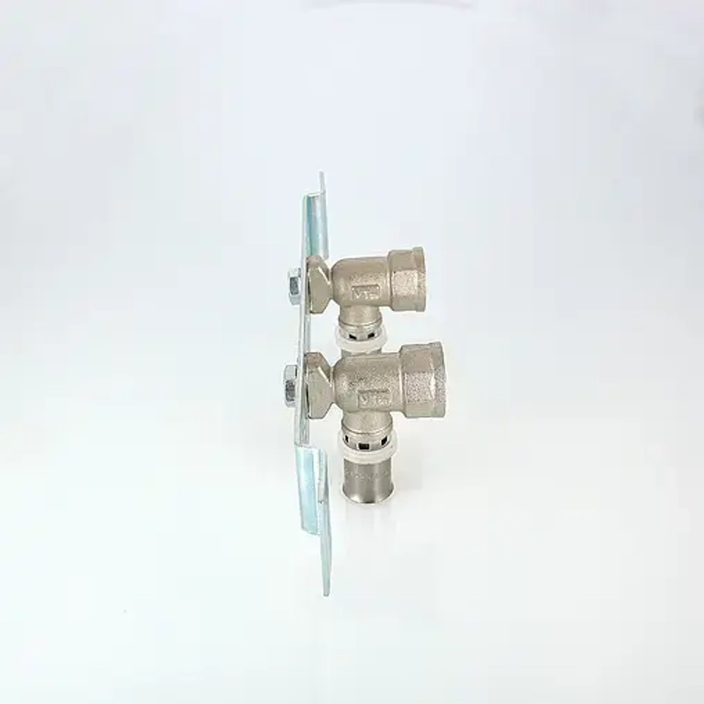 Монтажная планка с водорозетками пресс 16мм x ½"в Valtec VTm.224.N.001604