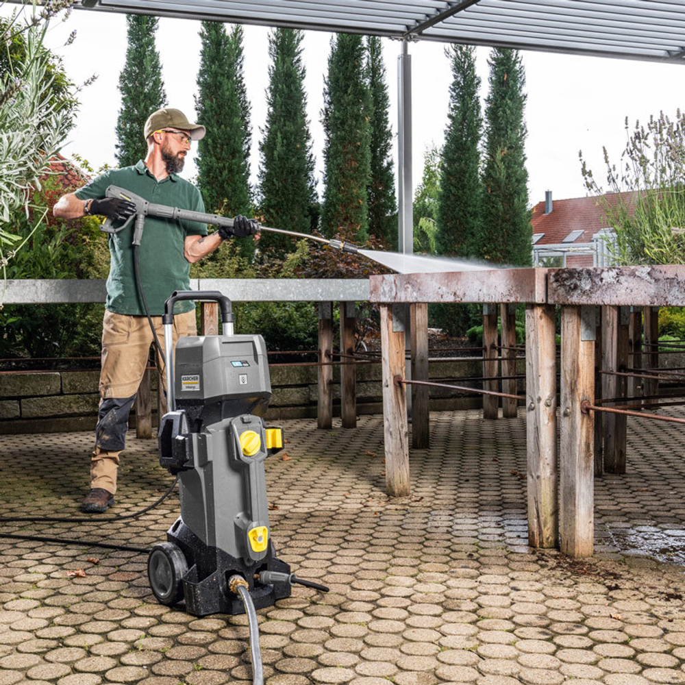 Аккумуляторный аппарат высокого давления Karcher HD 4/11 C Bp