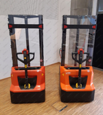 Штабелер электрический самоходный Noblelift PSE12N 2600 с литиевой батареей