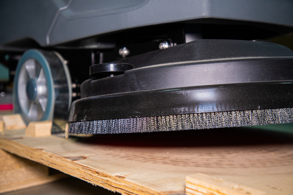 Машина поломоечная самоходная с АКБ GEL 24/100 В/Ач TOR COMPACT 60T