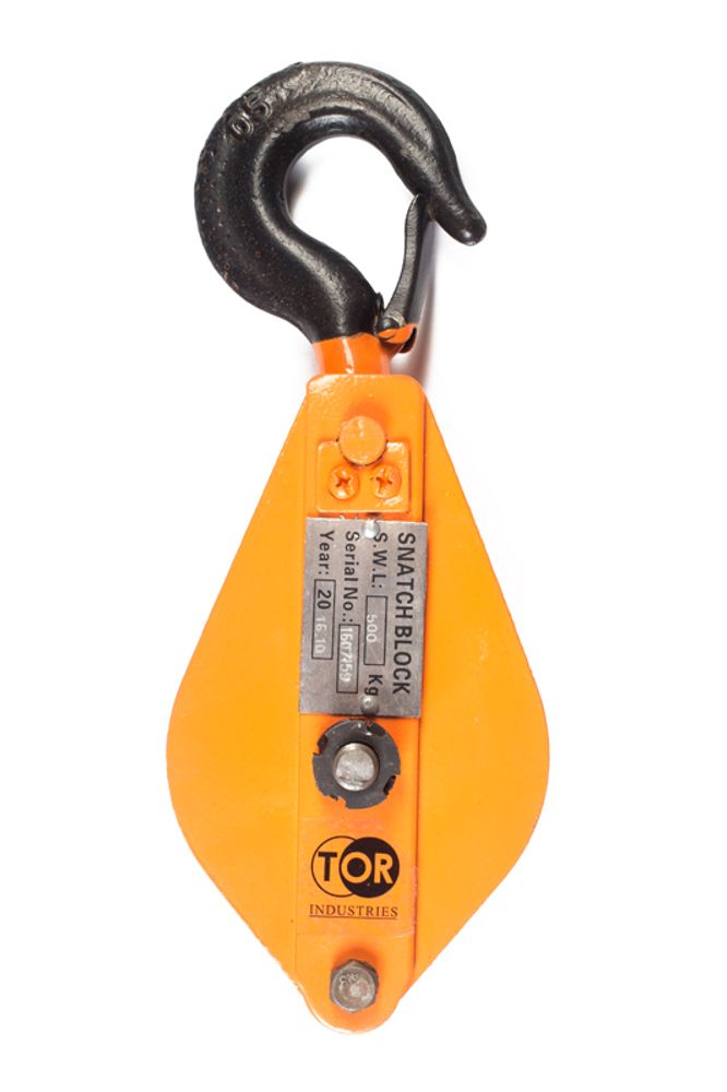 Блок монтажный однорольный с крюком TOR 1 т с откидной щекой (T)*